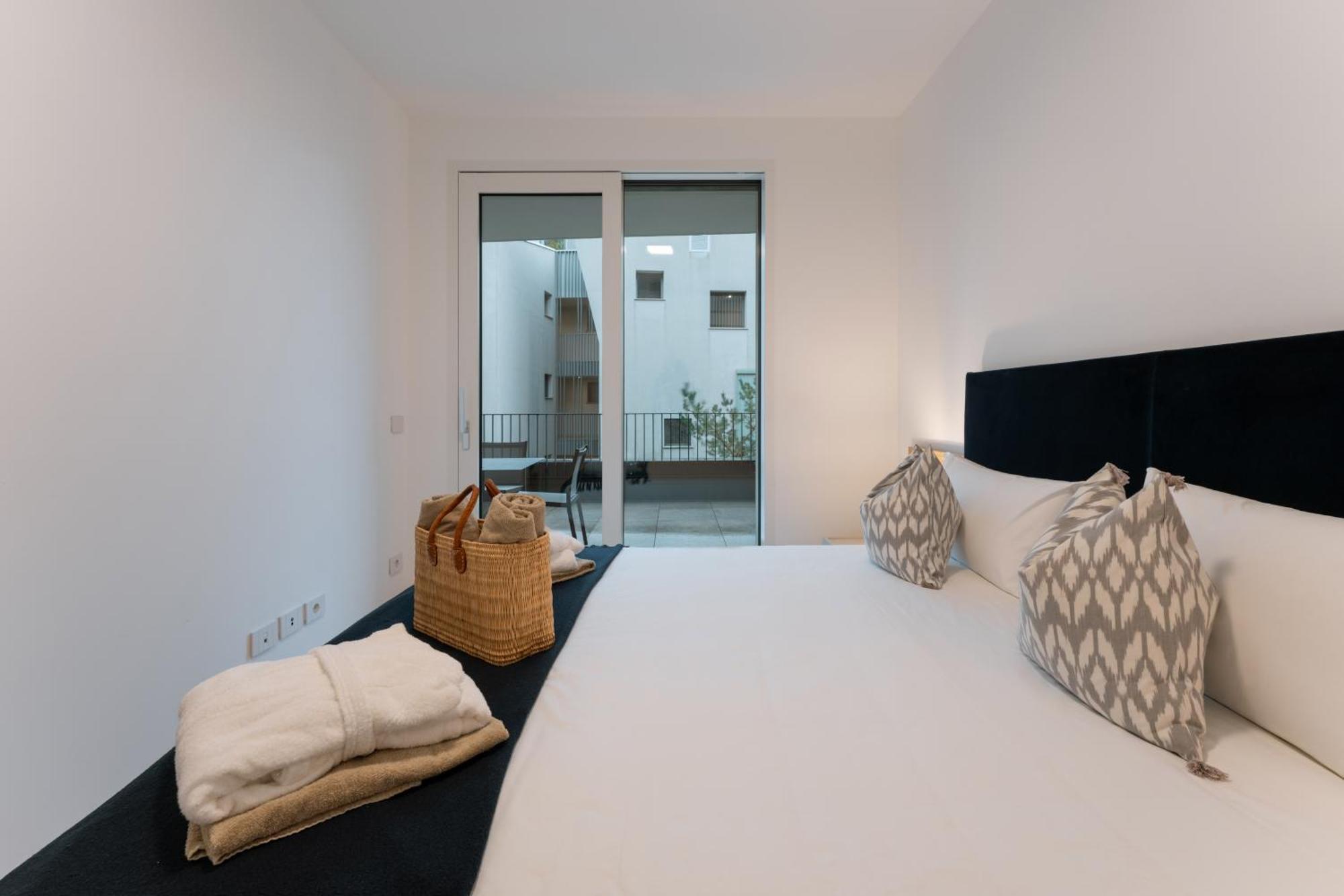 Serviced Apartments By Hotel De Charme Laveno-Mombello Exterior photo