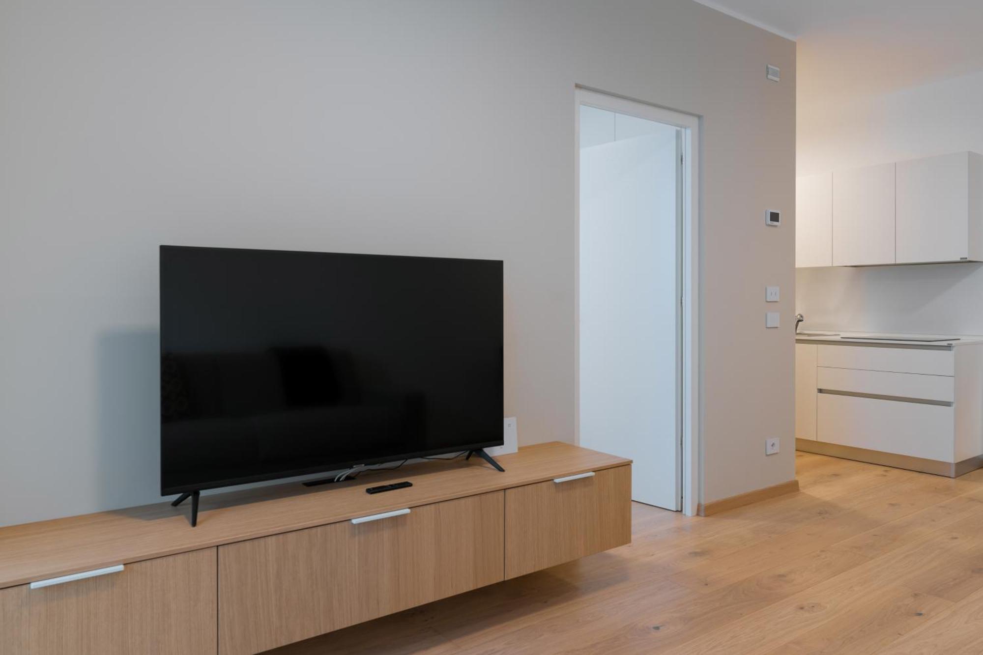 Serviced Apartments By Hotel De Charme Laveno-Mombello Exterior photo