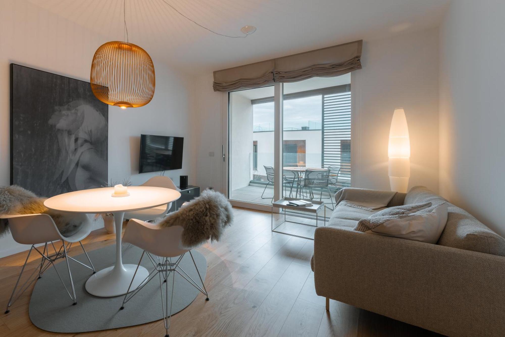Serviced Apartments By Hotel De Charme Laveno-Mombello Exterior photo
